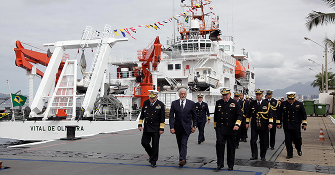 Jaques Wagner visita Navio Hidroceanográfico de Pesquisa Vital de Oliveira (NPqHo)