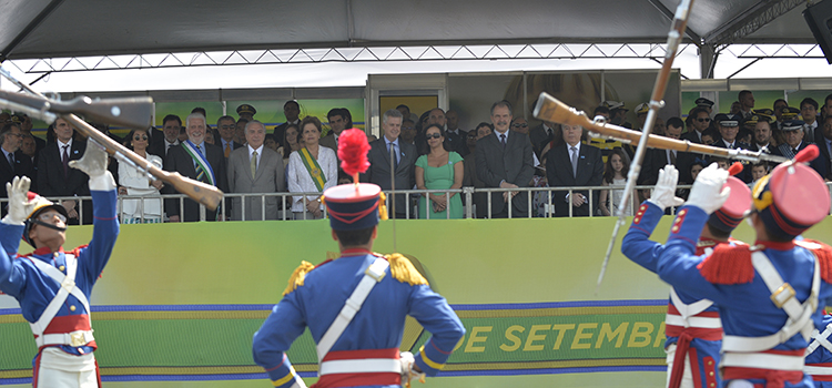 Ordem unida sem comando foi uma das novidades do Batalhão da Guarda Presidencial, que encantou os presentes 