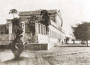 Quartel do 20º BC na Praça da Faculdade