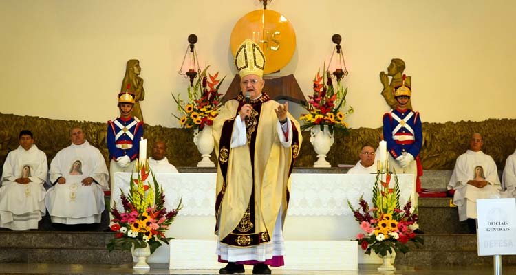 O arcebispo do Ordinariado Militar do Brasil presidiu a celebração pascal