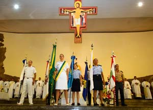 Estandartes representaram organizações militares das Forças Armadas e Forças Auxiliares