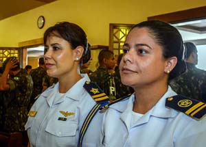 Taryn Machado é militar da Marinha e considerou a celebração uma comunhão entre irmãos de Arma