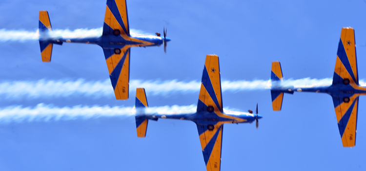 Ao final, um dos momentos mais aguardados pelo público: a demonstração aérea da Esquadrilha da Fumaça