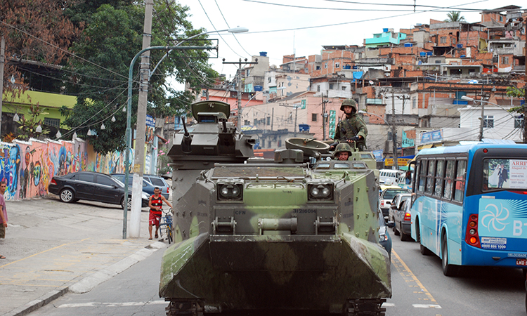 veículo blindado da Marinha