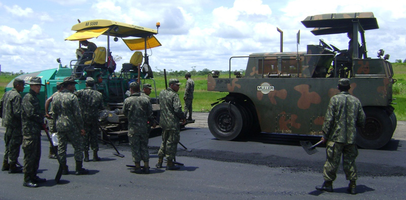 13/12/2010 - INFRAERO - Obras na pista do Aeroporto de Rio Branco estão em fase de conclusão