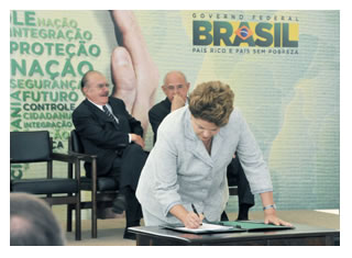 08/06/2011 - DEFESA - Governo Federal lança plano para prevenir e enfrentar crimes nas fronteiras
