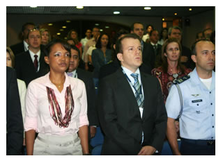 18/11/2011 - DEFESA - ESG diploma primeira turma de quadros civis em Brasília