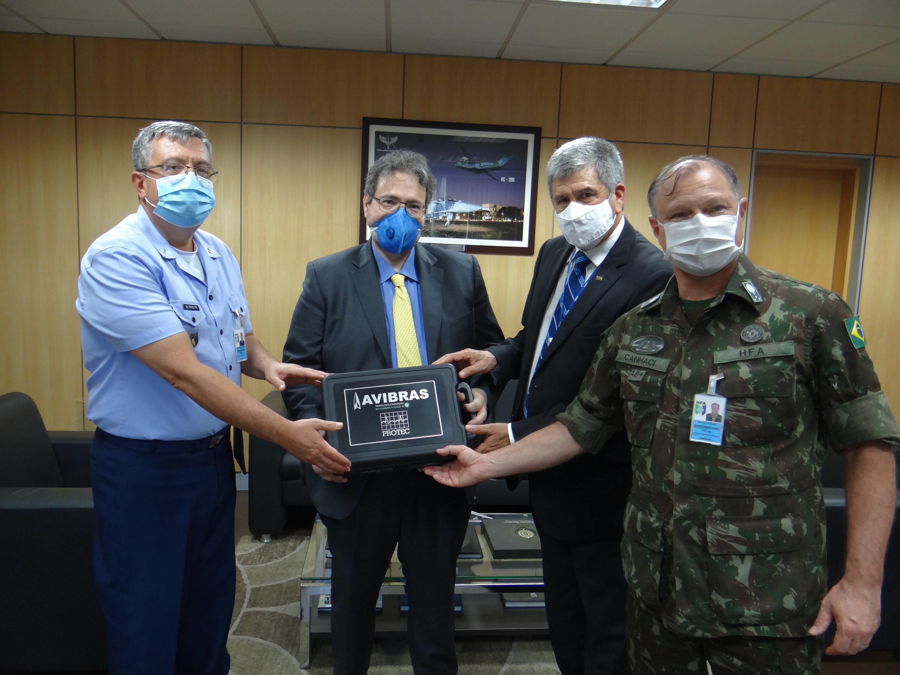 Empresa Estratégica de Defesa desenvolve produto para o combate à COVID-19.jpg