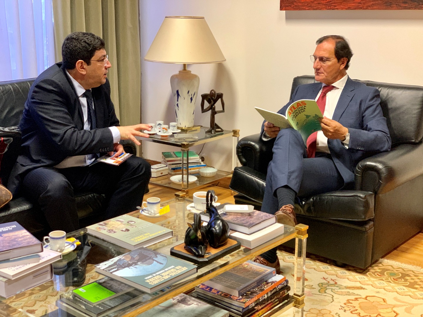 Brasil e Portugal discutem segurança e democracia 02.jpg