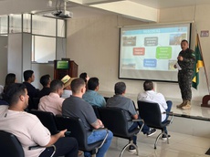 Apresentação para os representantes dos municípios
