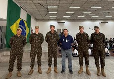 Representantes do DPS e do 20ºGAC