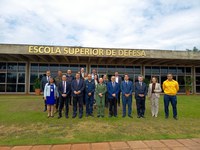 Comitiva do DPS e MDS marca presença na Escola Superior de Defesa para fortalecer parceria
