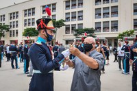 AMAN realiza entrega de espadins a cadetes do primeiro ano