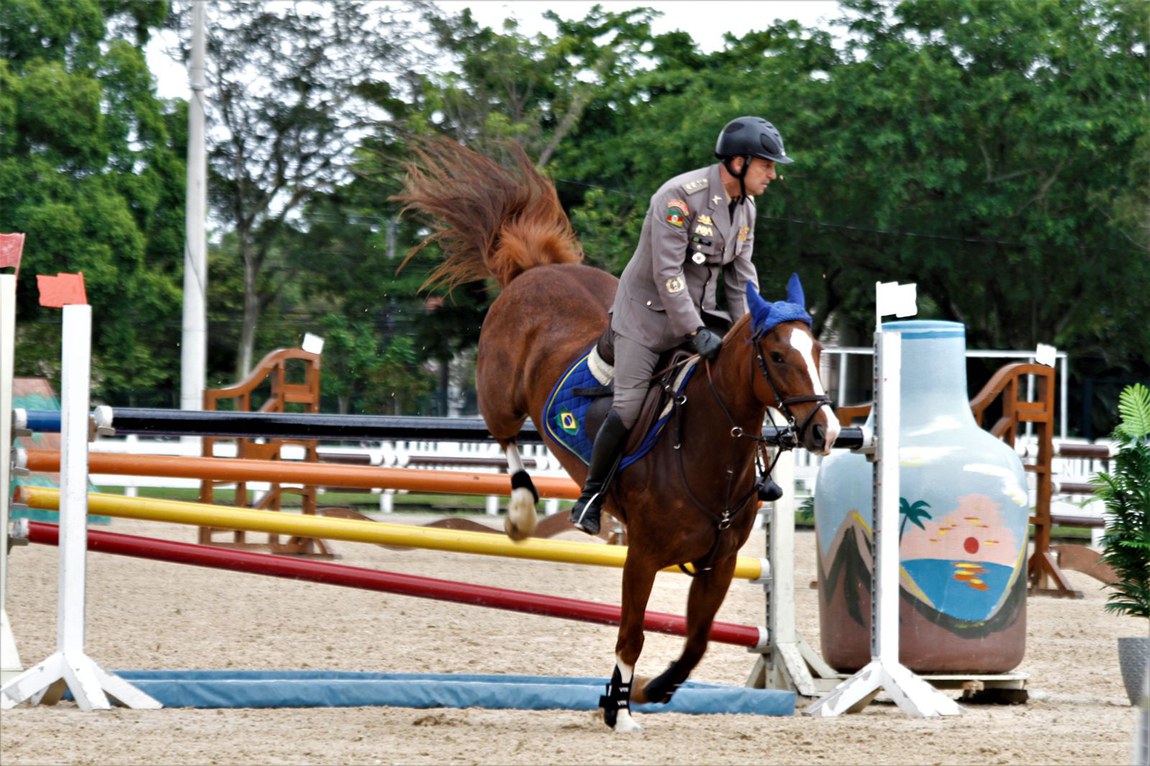 20211020 MUNDIAL MILITAR EQUITAÇÃO.jpg