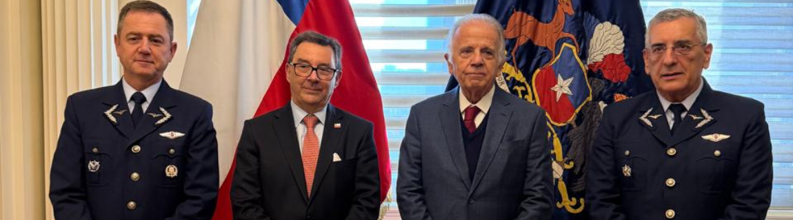 Cooperação em defesa marca encontro entre Brasil e Chile em Santiago