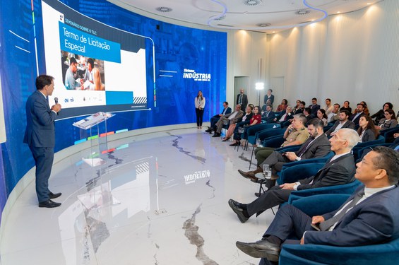 20251128 - TLE  Capa.jpg