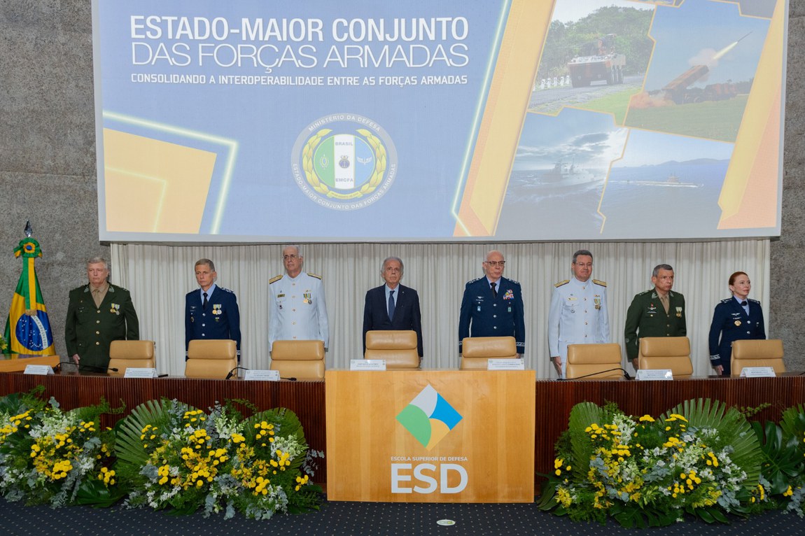 Cerimônia do 14º Aniversário do EMCFA - Luis Carbo-MD-38.jpg