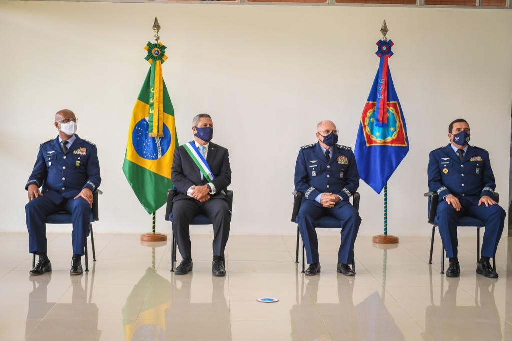 Brigadeiros e Almirante ESG.jpg