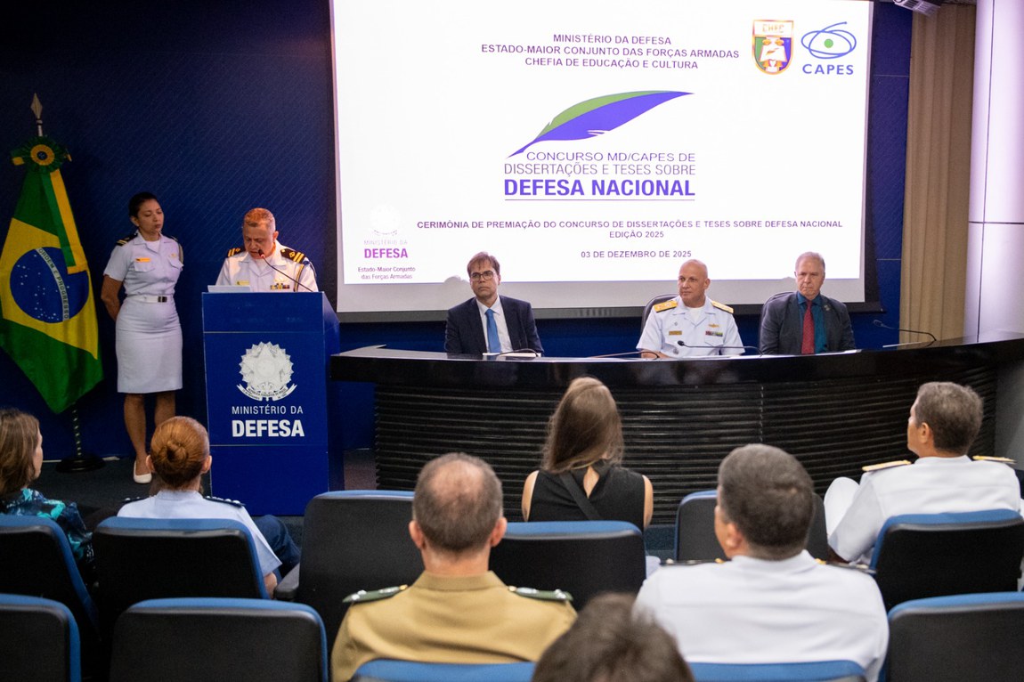 20251204 - Capes premiação 2.jpg