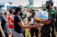 EXÉRCITO - Exército arrecada mantimentos para famílias carentes no MS