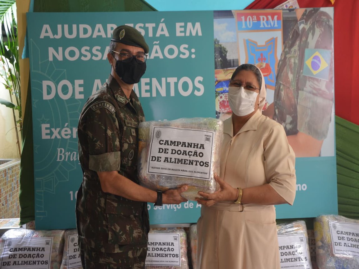 Exército doa alimentos a instituição filantrópica-01-05.jfif