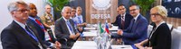 LAAD: Ministro da Defesa assina acordo de cooperação com o Governo da Eslovênia