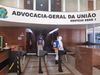 Mais de 6,5 mil brasileiros foram repatriados da Bolívia com apoio dos militares da Defesa