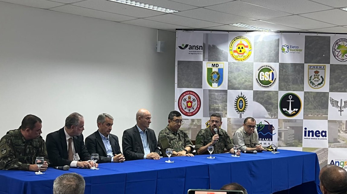 20251002- Exercício Angra dos Reis fala.jpg