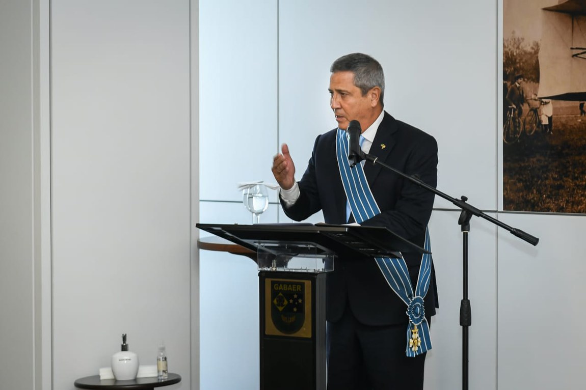 Ministro BN Pulpitp.jpg