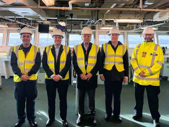 Ministro da Defesa visita novo navio da Marinha e ressalta ganho operacional para o Brasil Visita técnica ao navio DOCA Multipropósito OIAPOQUE - MD-7.jpg