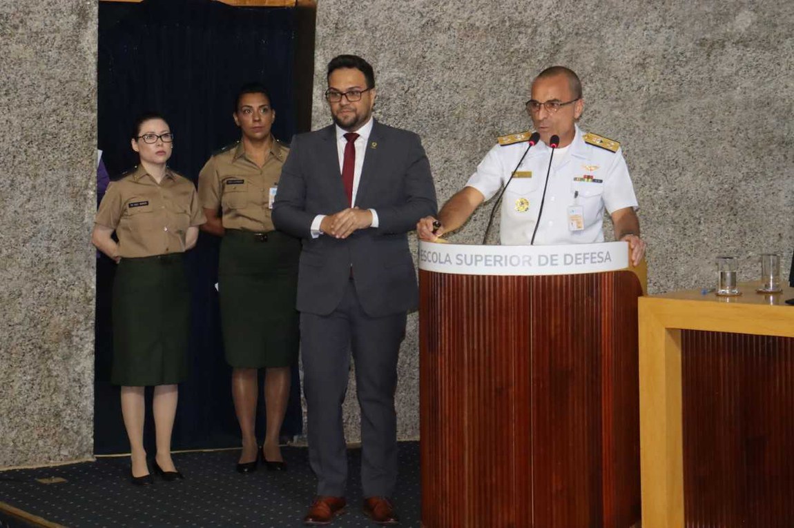 20211125 profesp almirante.jfif