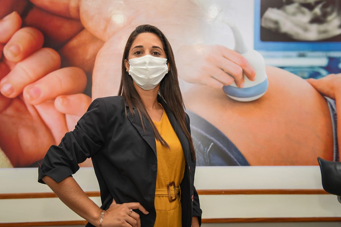 Foto Thayanne Azevedo, diretora do hospital.jpeg