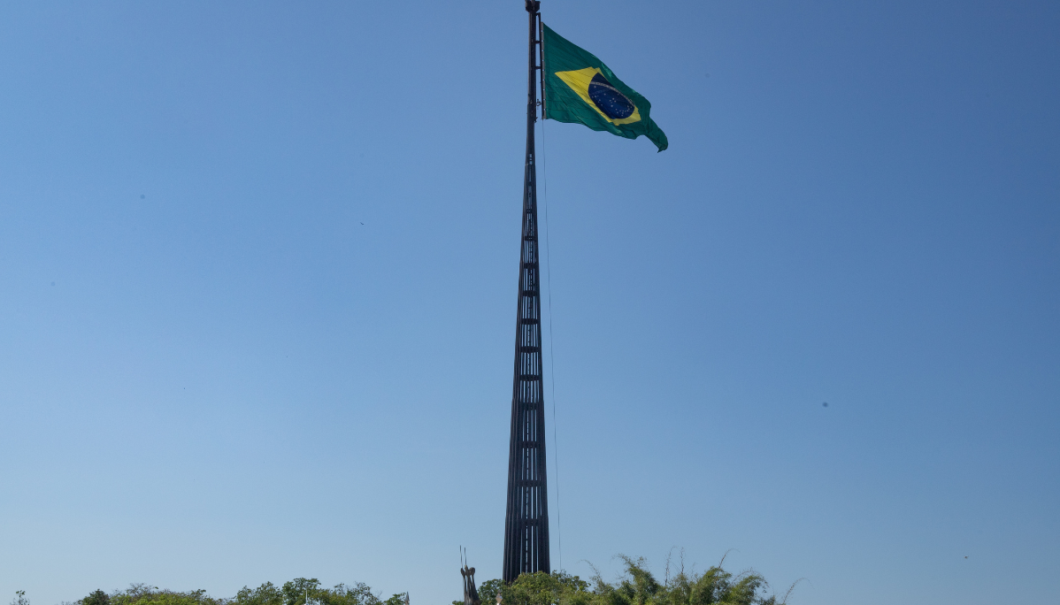 20231201 - Troca da Bandeira - Imagem 1.png