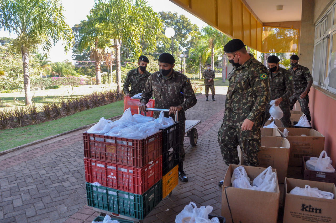 montagem de kits 03.jpg