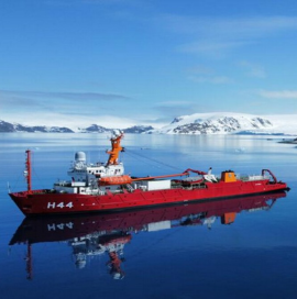 Continente gelado - Defesa visita Estação Antártica Comandante Ferraz e celebra 40 anos da primeira invernada