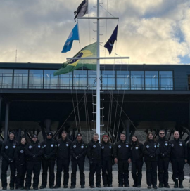 Continente gelado - Defesa visita Estação Antártica Comandante Ferraz e celebra 40 anos da primeira invernada