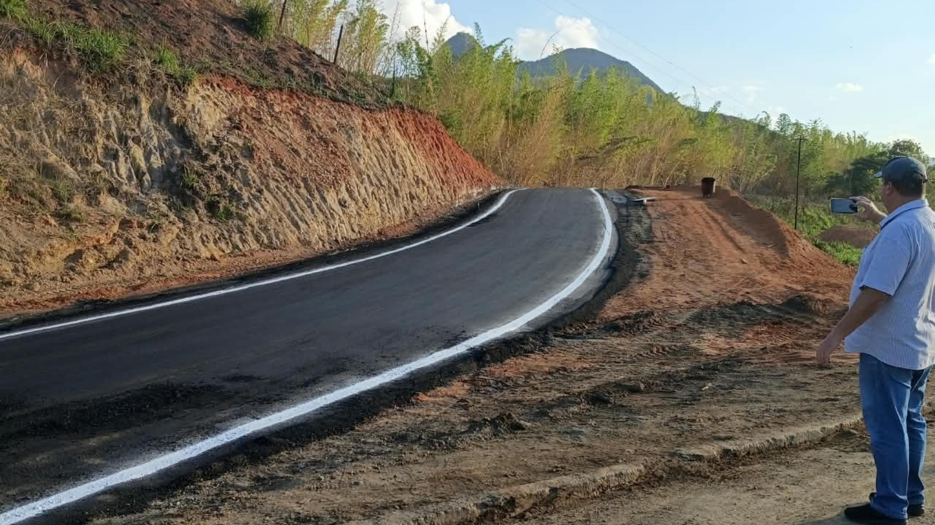 A nova estrutura reestabelece a circulação pela rodovia entre o km 0 e o km 106
