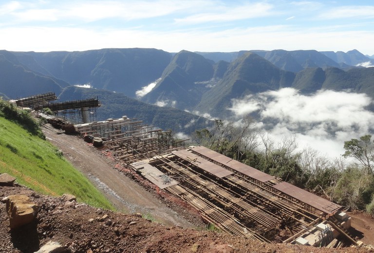Viaduto 4 Serra da Rocinha - Divulgação STE S.A_.jpg