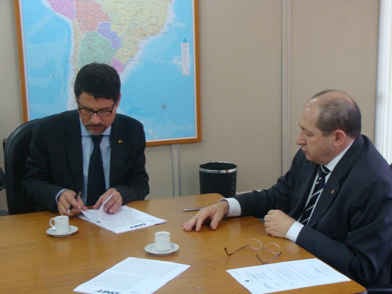 Convênios dão continuidade às obras na BR-364 no Acre