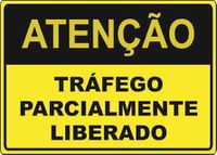 Desvio lateral libera parcialmente a BR-116 em Além Paraíba - Minas Gerais