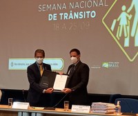 DNIT assina acordo de cooperação técnica com Senatran na abertura da Semana Nacional de Trânsito