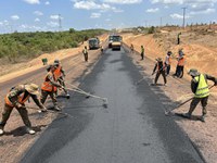 DNIT avança na pavimentação do Lote 4 da BR-156/AP, o Tronco Sul