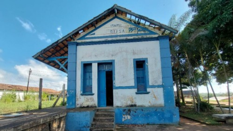 estação-ferroviaria-araxa.png