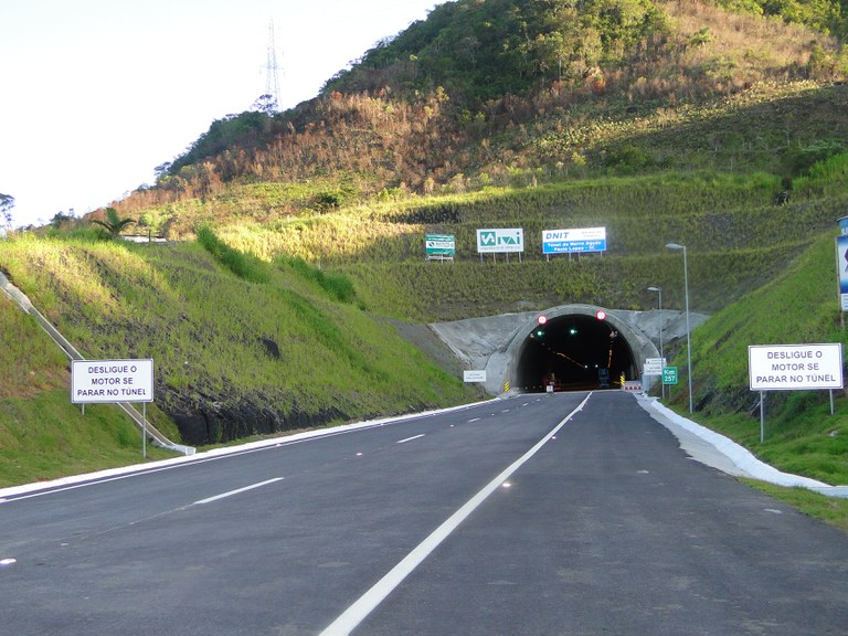 DNIT começa testes operacionais no Túnel do Morro Agudo, na BR-101/SC