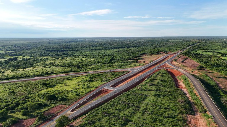 O governo federal, por meio do Novo PAC, investiu mais de R$ 122 milhões no trecho