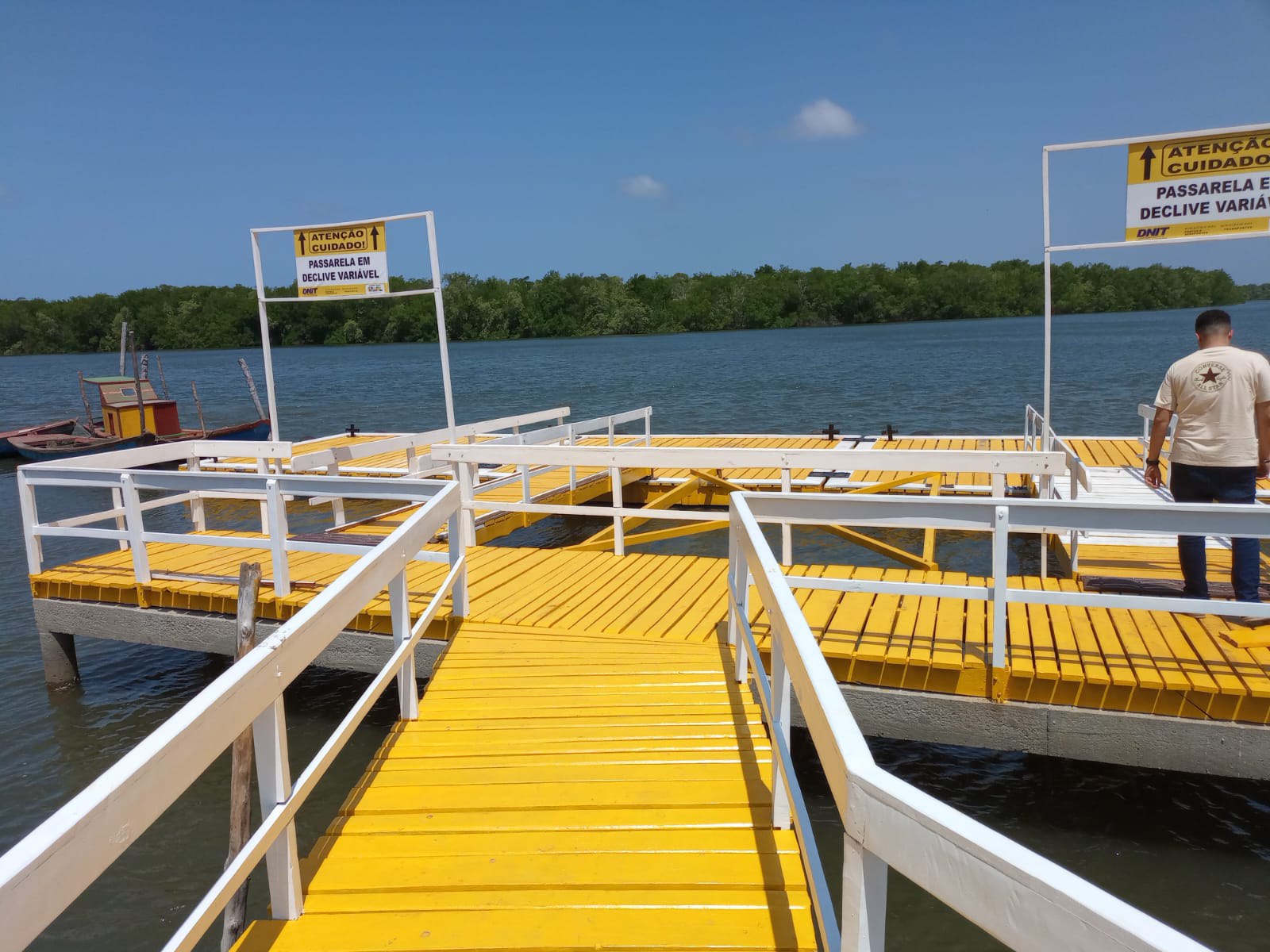 Atracadouros hidroviários