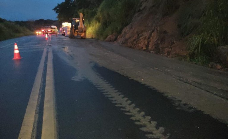 DNIT atua em ocorrências causadas por chuvas no Estado da Bahia