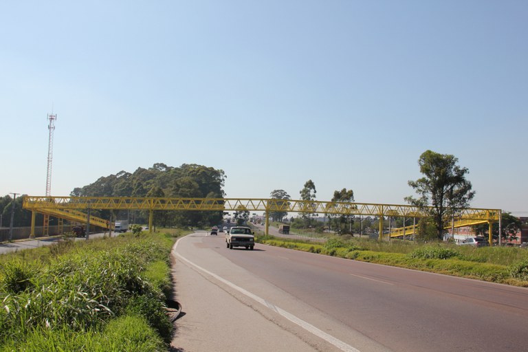 DNIT entrega passarela da BR-376 em Curitiba