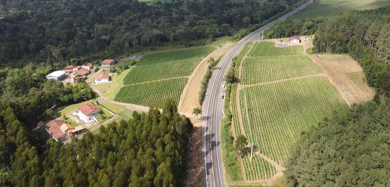Restauração de 21,7 km na BR-280/SC