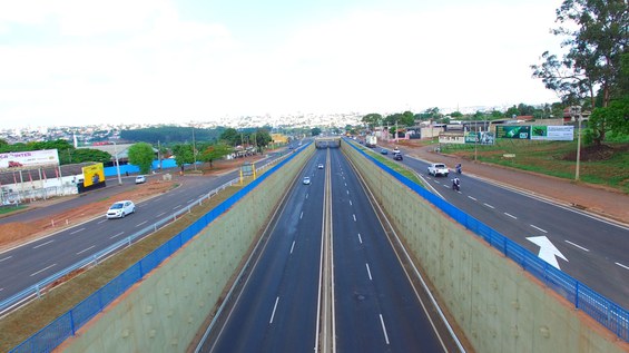 Trincheira do Taiaman BR-365 Uberlândia4.jpg